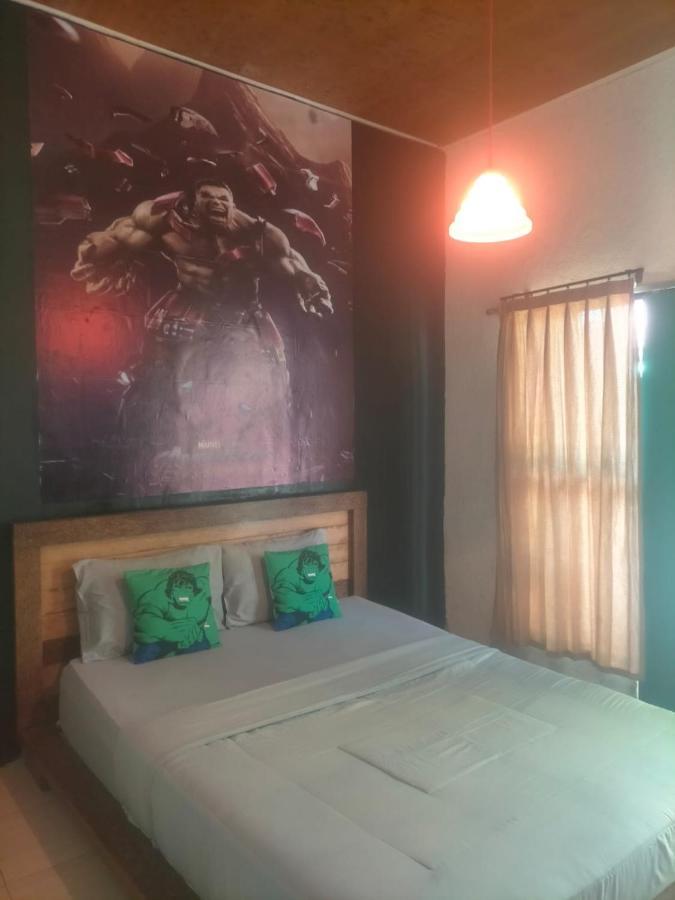 Dragonfly Hostel And Homestay Batununggul Ngoại thất bức ảnh