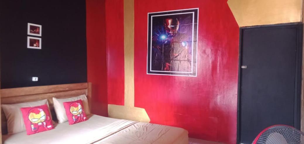 Dragonfly Hostel And Homestay Batununggul Ngoại thất bức ảnh