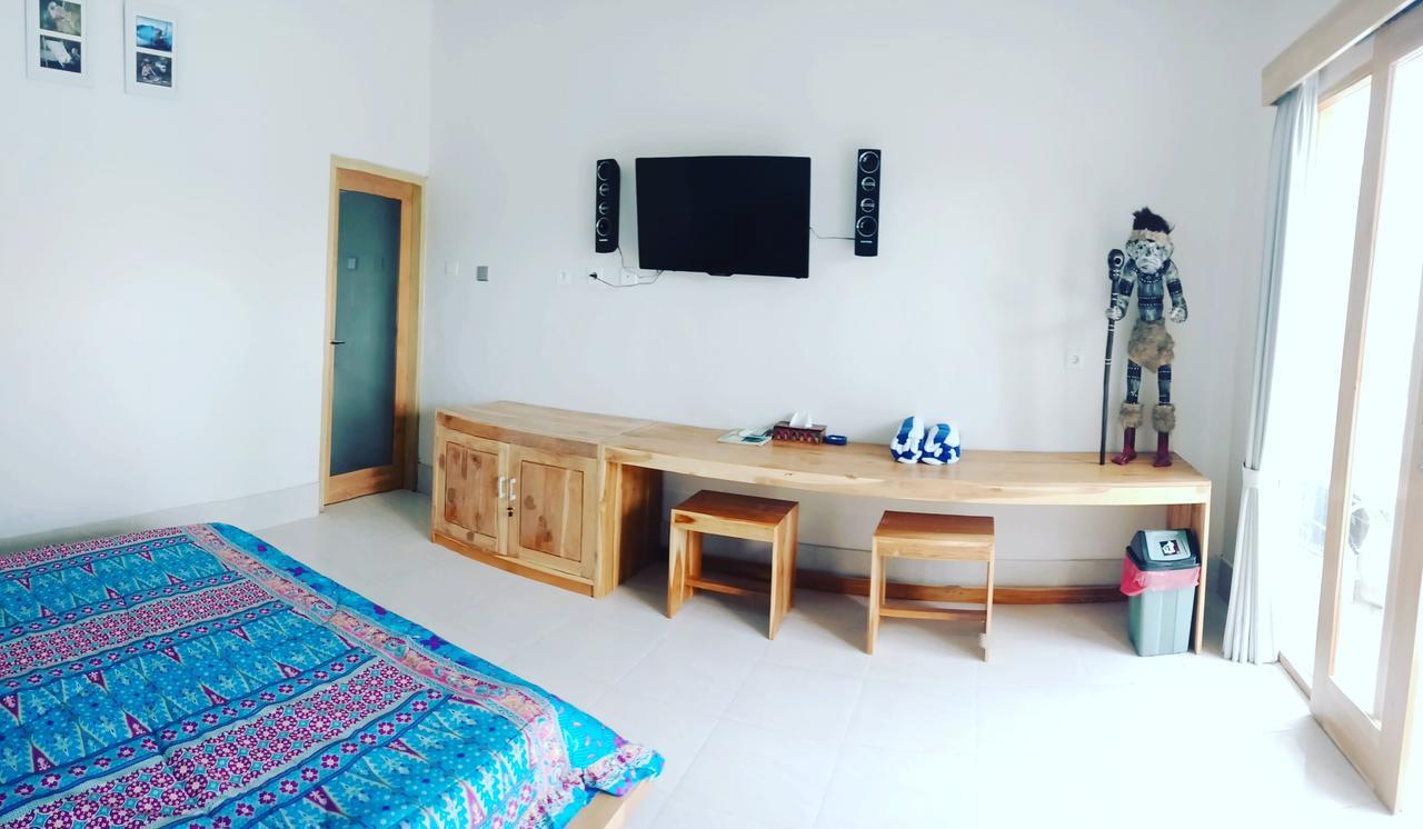 Dragonfly Hostel And Homestay Batununggul Ngoại thất bức ảnh